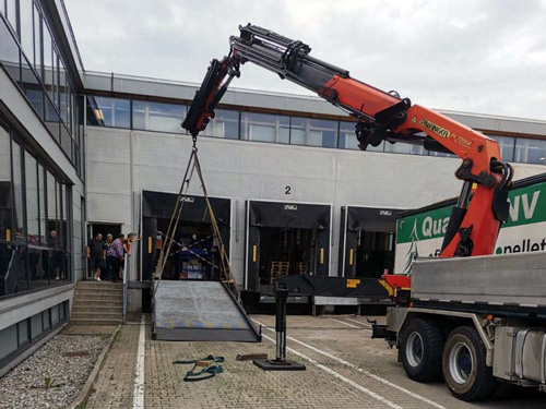 Loading dock ramps